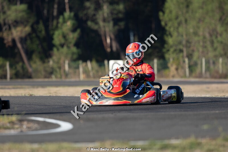 KS-200926-0256.jpg
