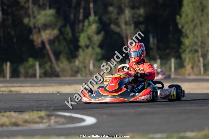 KS-200926-0257.jpg