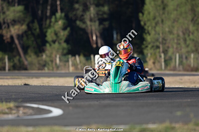 KS-200926-0258.jpg