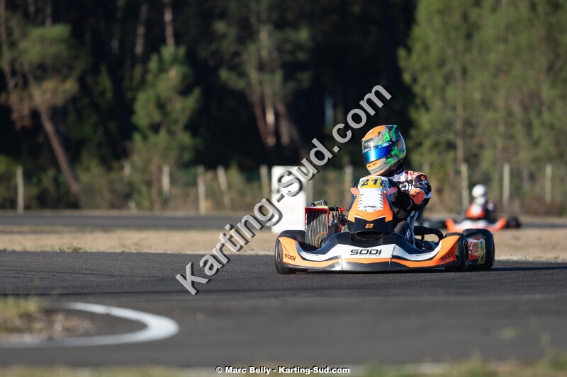 KS-200926-0263.jpg
