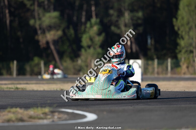 KS-200926-0269.jpg