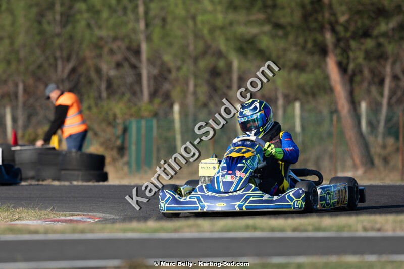KS-200926-0297.jpg