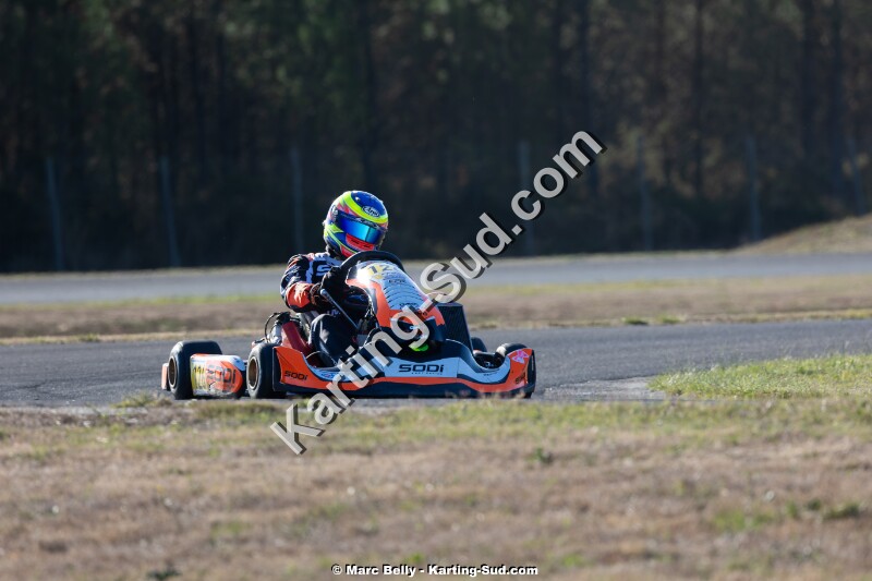 KS-200926-0385.jpg