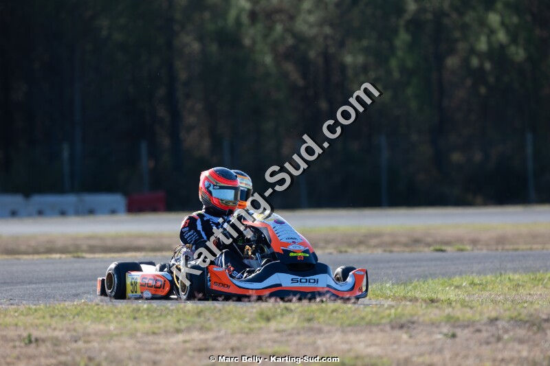 KS-200926-0392.jpg