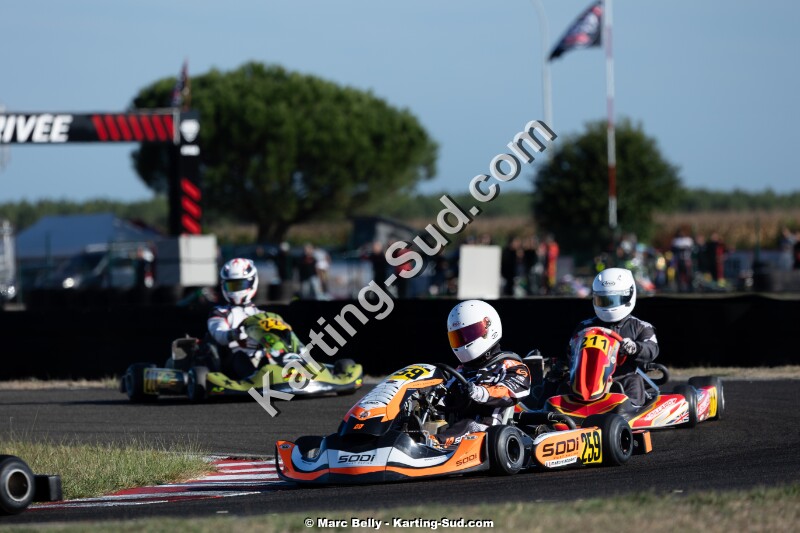 KS-200926-0463.jpg