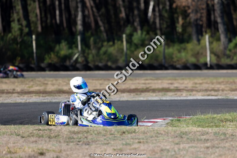 KS-200926-0555.jpg
