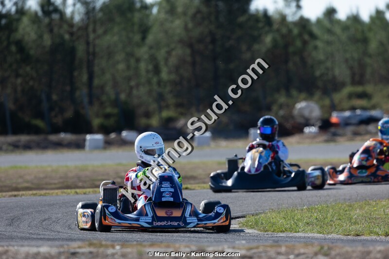 KS-200926-0587.jpg