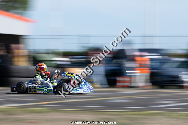 KS-200926-0650.jpg