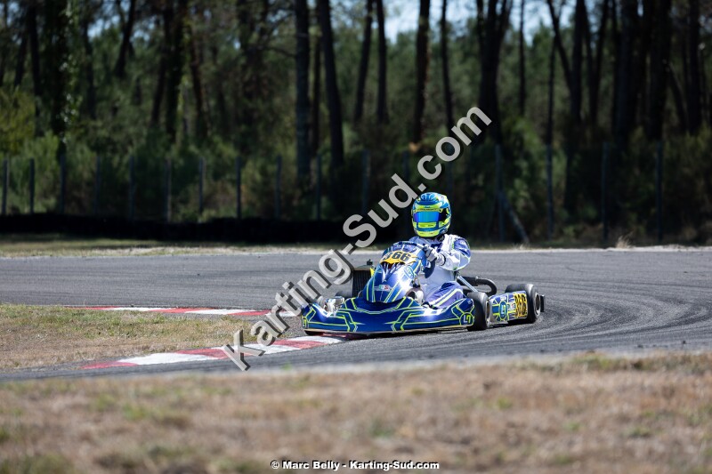 KS-200926-0685.jpg