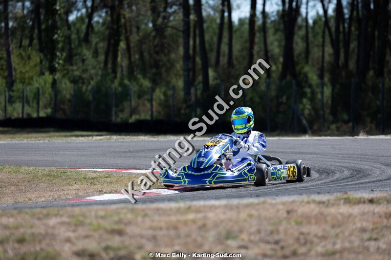 KS-200926-0686.jpg