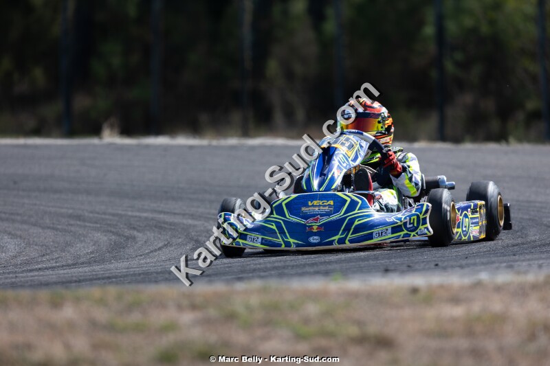 KS-200926-0758.jpg