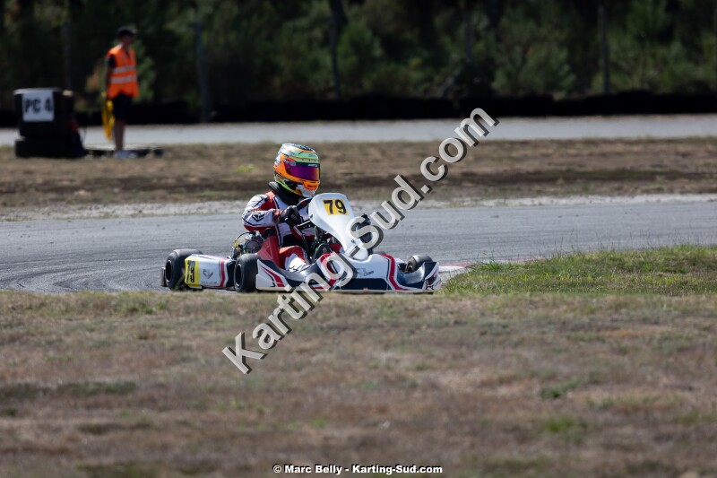 KS-200926-0792.jpg