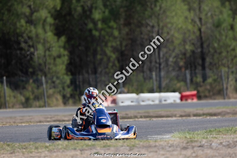 KS-200926-0830.jpg