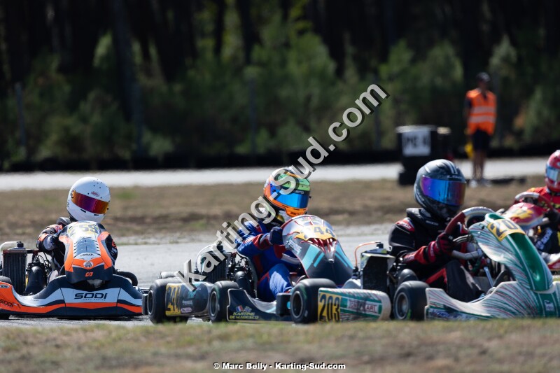 KS-200926-0844.jpg