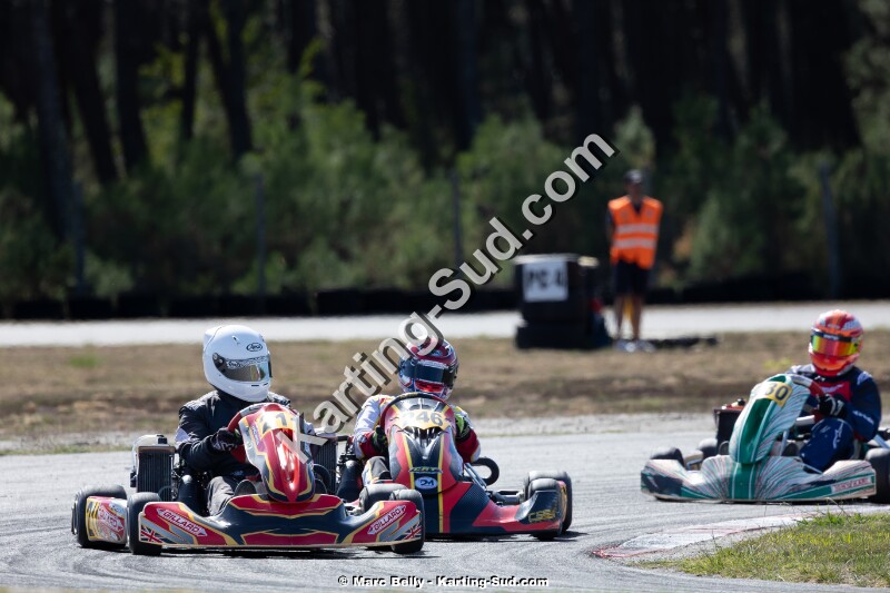 KS-200926-0861.jpg