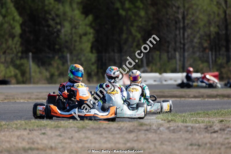 KS-200926-0864.jpg