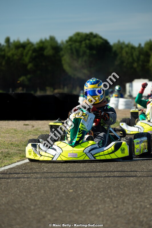 KS-200926-0889.jpg