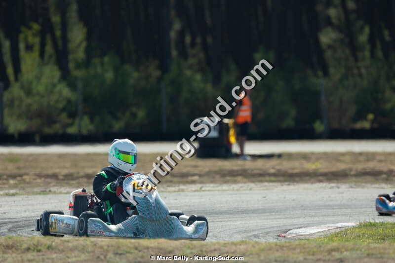 KS-200926-0950.jpg