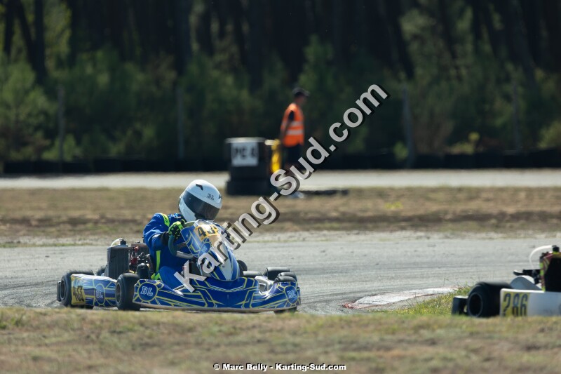 KS-200926-0953.jpg